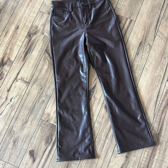 Banana Republic Pants - NWT Banana Republic size 0 or 25 brown faux leather pants